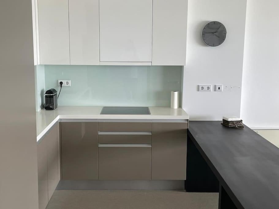 Fuzeta Stylish 1 Bedroom Apartment - Amazing Views Exterior foto
